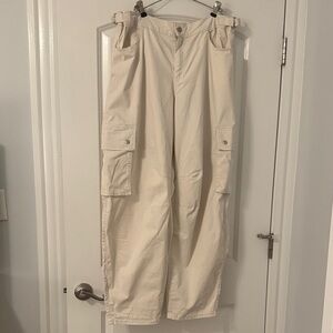 Women’s Cream Cargo Pants